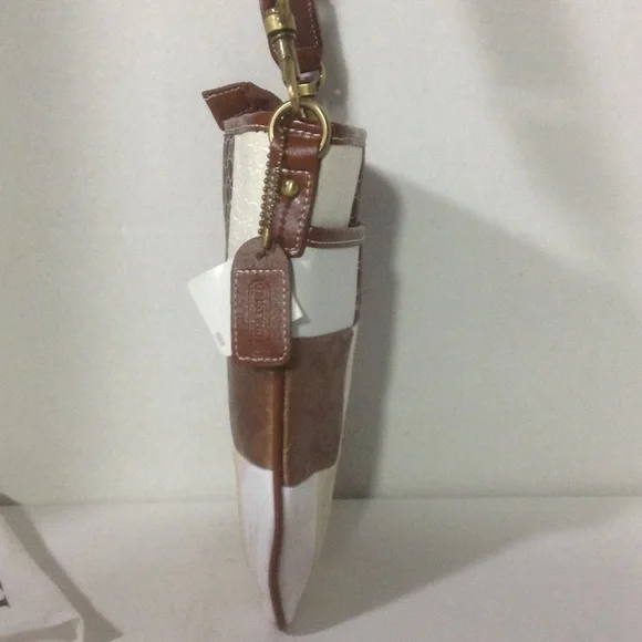 Patchwork Cross-body Bag - Picture 3 of 6